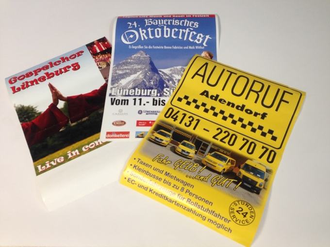 Gedruckte Plakate