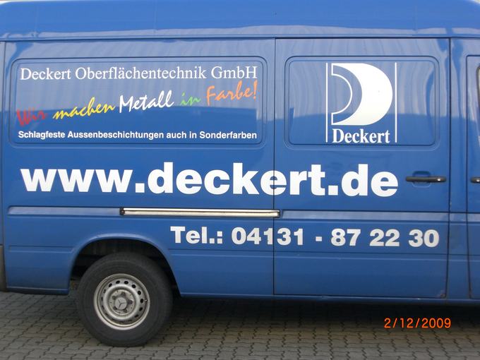 Blau folierter Sprinter